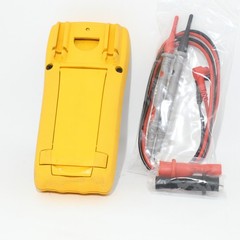 Good Fluke 179 True RMS Handheld Digital Multimeter with New Lead Set