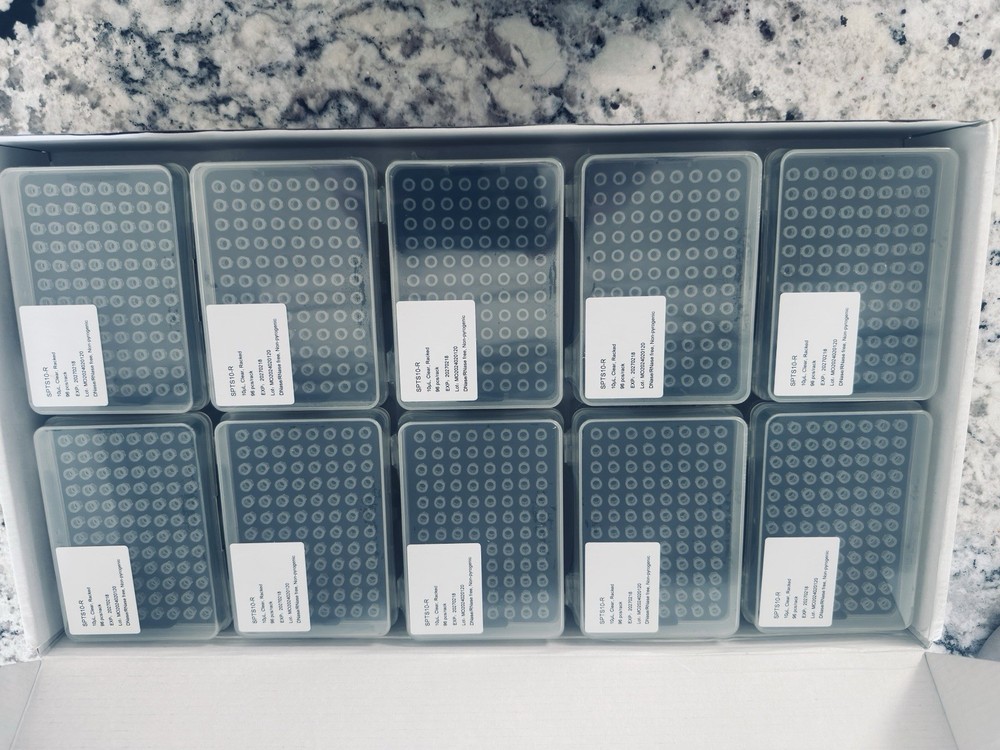 10 uL Clear DNase/RNase Free Non-pyrogenic Pipette Tips 10 Racks 96 Tips/Rack