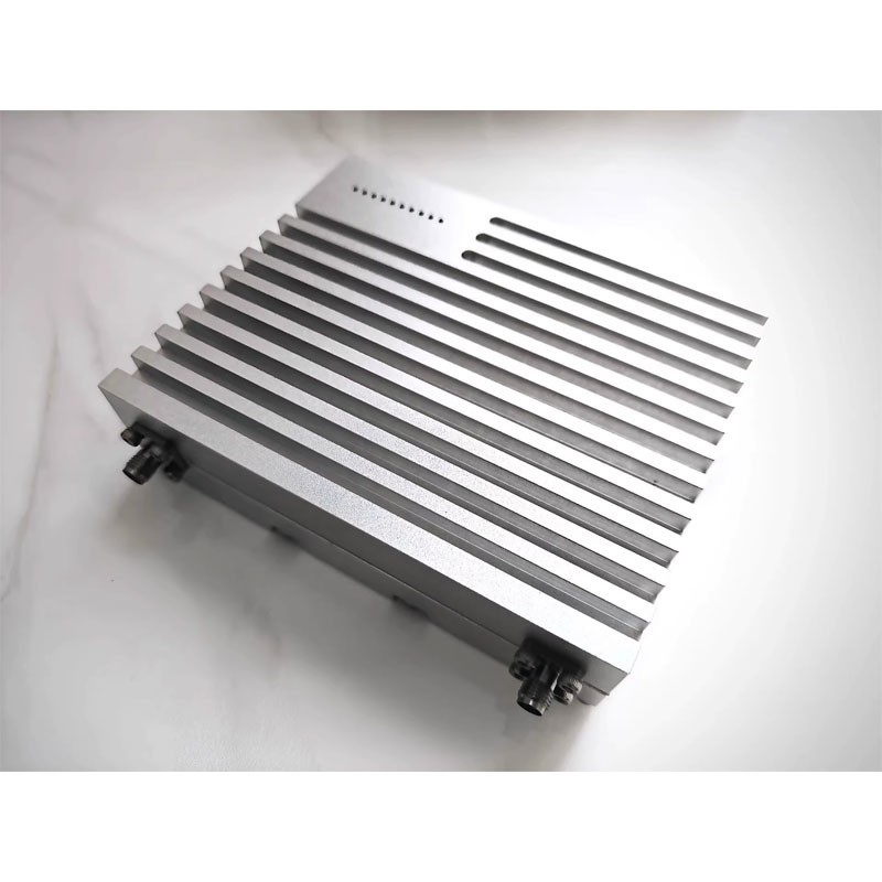 LibreVNA 100kHz-6GHz 2-Port Vector Network Analyzer with Flanged Connectors