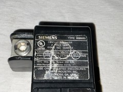Siemens MBK200A 200 Amp 120/240 VAC 2 Pole Type EQ8695 Main Breaker ( USED )
