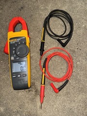 Fluke 902FC True-RMS HVAC Clamp Meter With Leads No Case