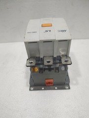 One New LS GMC-220 Contactor GMC220 AC100-240V/DC100-220V Expedited Shipping