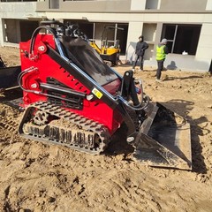 New 1830lbs Mini Skid Steer Loader Gas EPA B&S Engine 13.5HP Power with Track