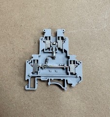 PHOENIX CONTACT UKK5-PV GRAY DOUBLE LEVEL TERMINAL BLOCKS LOT OF 15 NEW