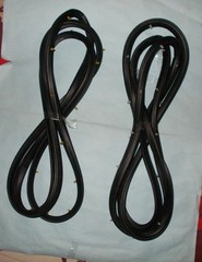 RUBBER CHANNEL LEFT & RIGHT SUZUKI SJ413 SJ410 DOOR GLASS RUN