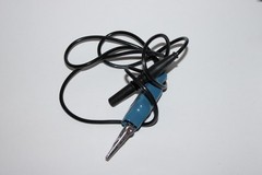 AEMC MODEL 1000 MEGOHMMETER 1-1000GO MO 100-0,1 0-600V *NEEDS CALIBRATION*