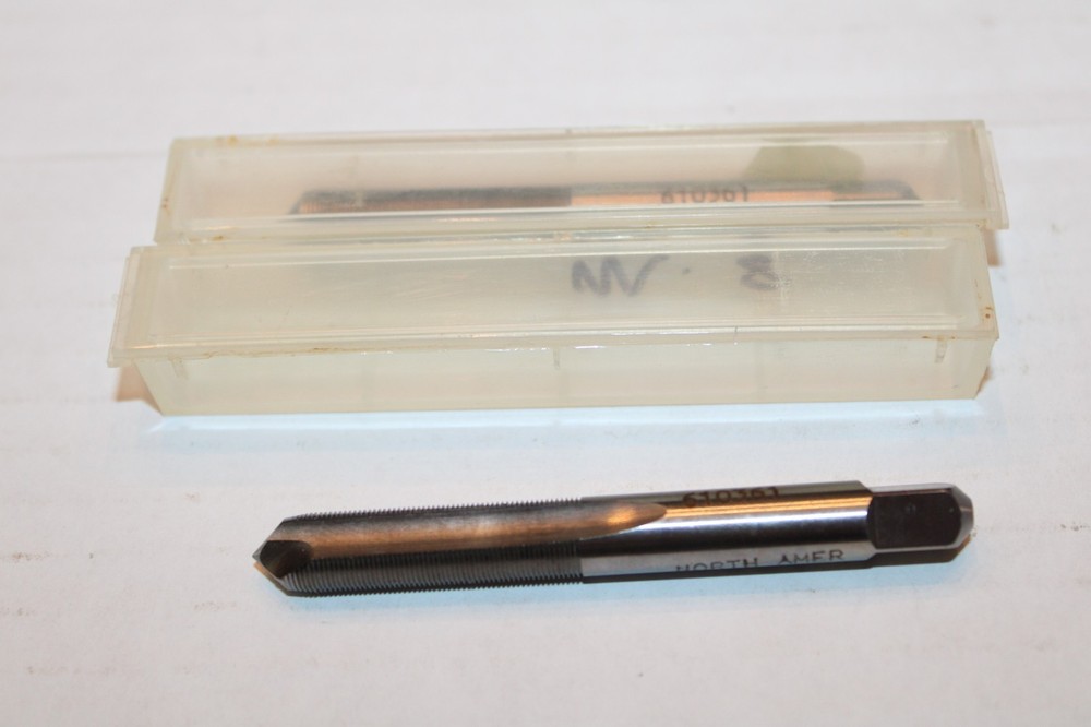 2 NORTH ANERICAN 610361 HAND TAP – M8X.5 GD-4 +.002 HSS – 2 3/4″L NEW