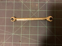 Snap On 1/4″- 5/16″ 6-Pt. SAE Flank Drive Double End Flare Nut Wrench RXFS810B