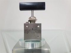 Autoclave Engineers 30,000 PSI Stainless Steel Valve 30VM-4071 316-SS