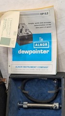 Vintage Alnor 7000-H Dewpointer No.210 measures dew point of gases weighs 16 lbs