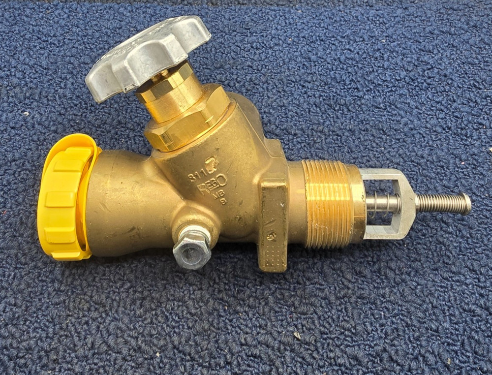 REGO 8118P: MULTIPURPOSE FILLER VALVE 1-1/4″M-NPT X 1-3/4″ ACME (CE APPROVED)