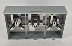 Durham ITT3202U 2-Gang Meter Socket 320A Total (200A Per Position) Ringless
