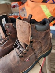 Red Wing Shoes 4215 Men’s Leather Lace-Up Work Boots 9.5 D Electrical Hazard