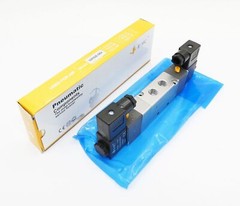 EMC E.MC N3R352E-08E4 N3R352E-08 24VDC solenoid valve solenoid valve -unused/original packaging-