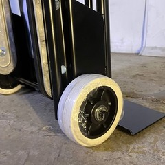 BRAVE Hand Truck 800 Lb. Sz 16″W x 6″L x 59″H Black GWG311052