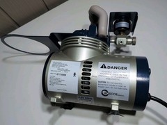 ROSCOE ASP-HD HEAVY DUTY SUCTION MACHINE Aspirator needs new rubber feet