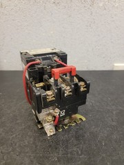 SQUARE D AC Starter: 8536SBO2V02S, 1H491, 3 Poles, NEMA Size 0, 18 A, 120V