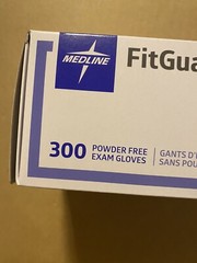 FITGUARD NITRILE GLOVES 300/Box Large Size Brand New Factory Sealed, Powder Free