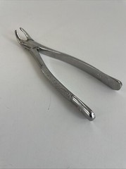 Hu-Friedy Immunity Presidential Lower Incisor Tooth Extractor Forceps 203