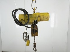 Budgit 310891-1 1/4 Ton 500Lb. 230/460V 3Ph Electric Chain Hoist 10′ Lift 16FPM