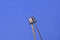 Vishay JFET 450MHz P-Channel Transistors 0.5W TO-52 Mil-Spec P/N: U310-E3