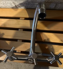 SIGNATURE HARDWARE SEBASTIAN GOOSENECK TUB FAUCET W/ HAND SHOWER BRUSHED NICKEl