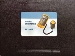 Dr.Meter LX1330B Digital Illuminance/Light Meter, 0 – 200,000 Lux Luxmeter