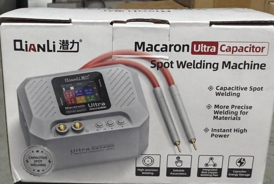 Ultra Capacitor Spot Welder 5500W Welding Power 1100A Pulse Welding Machine