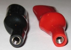 2 Pairs Insulated Heavy Duty Screw On Black and Red DMM Alligator Test Clips