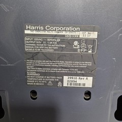 MACOM HARRIS P5100 MAHM-S8DXX-IS2 /IS1 RADIO TRI-CHEMISTRY MULTI CHARGER USED