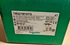 Schneider Electric TM221ME16TG Modicon M221 Logic Controller, 16 IO, Transistor