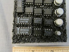 (20) Assorted Analog Integrated Circuits DIP Through-Hole
