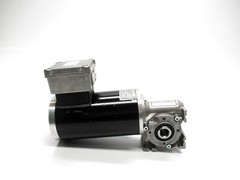 LENZE SSN31-1UHAR-056C22 NSNP