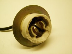 Leviton porcelain quick dis-connect for Abolite HID ballast housing