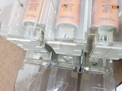 Ferraz FBJ200SO Fuseblock Disconnect J200A 3P Side Handle AJT125 Fuses
