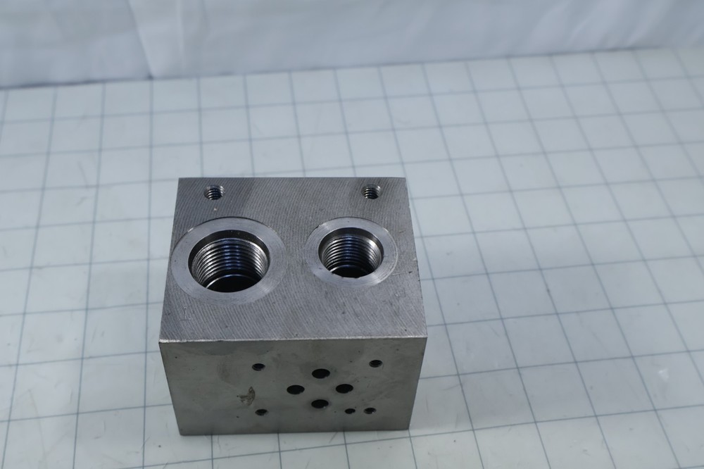 Hydraulic Manifold Block 10001S NEW