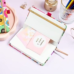 Pocket Planner/Calendar 2023-2026 – Monthly Pocket Planner/Calendar with 63