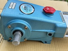 CAT Pumps 820 Brass Manifold Piston Pump – 10 GPM, 1000 PSI