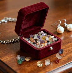 Rahato 800Pcs 3Lb Gemstones And Crystals Set 30 Kinds Crystals Bulk And