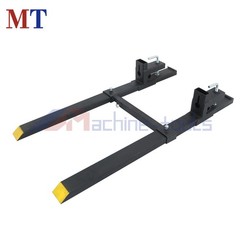 Clamp on Tractor Forks 60″ 4000lbs Pallet Forks Adjustable Bucket Forks