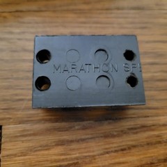 Box of 202 Count Marathon 0202084 (2) Position Terminal Block Connector Strips