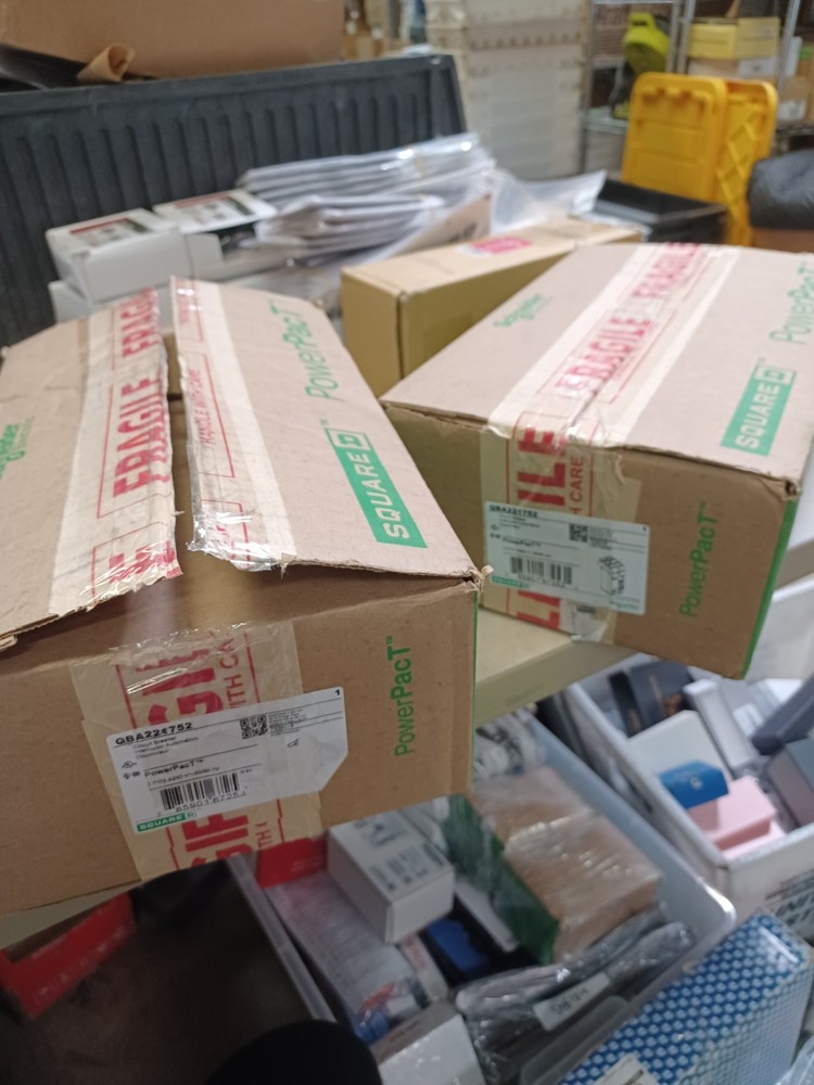 Square D QBA221752 Circuit Breaker PowerPacT A240V 50/60Hz