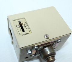 ⭐NEW IN BOX⭐Barber-Colman TC-5131 Low Limit Duct Thermostat Range:34-60°F🔴USA🔵