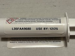 New x1 Loctite AA 334 Structural Adhesive Magnet Bonder Syringe (EXP 12/2025)