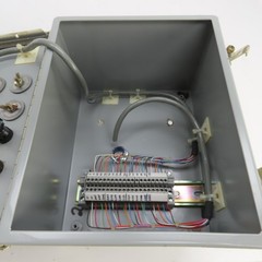 Hoffman A-10086CH 10 x 8 x 6″ Electrical Enclosure (No Backplate) 5 Push Buttons