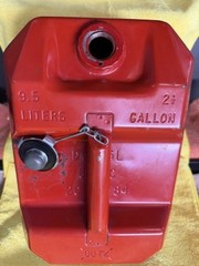 Vintage Steel BLITZ 2.5 Gal RED Gas Can USA DOT-5 L USMC 20-2 1/2-84 w/new Spout