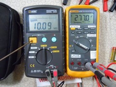 AEMC MODEL 1026 MEGOHMETER WITH ACCESSORIES + CASE-0208294.