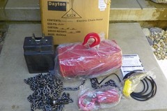 NEW 115 VOLT Dayton 2GXH8 Electric Chain Hoist 2 Ton 20ft Lift 8fpm 4000lb