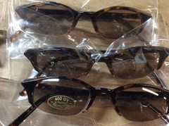 ASSORTED BOX OF SUNGLASSES SUN GLASSES SET OF 9 GLASS COLORED SMALL LENS