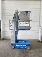 2013 Genie GR20 20′ Electric Vertical Mast Lift Manlift Aerial Skyjack JLG #6129